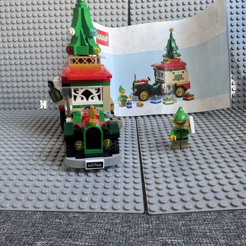 Lego Santa’s Delivery Truck 40746 like new