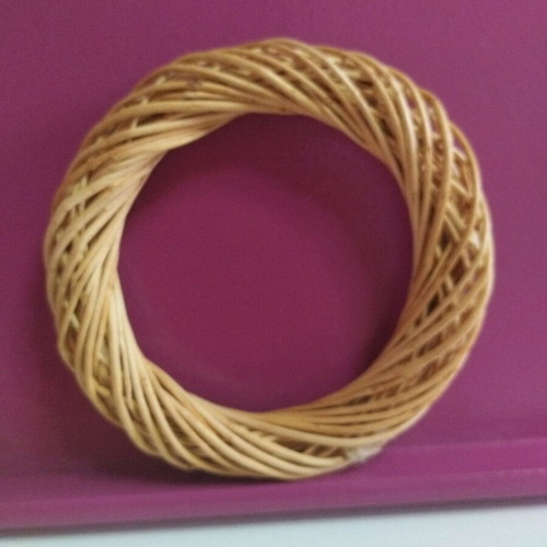Decorative wreath like new