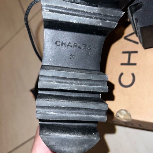 Charles leather boots new, size 37, with studs and laces