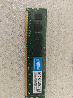 Crucial 8GB DDR3L 1600MHz Desktop RAM like new