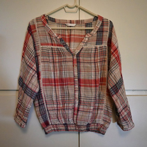 Checked Promod blouse like new with gathered hem