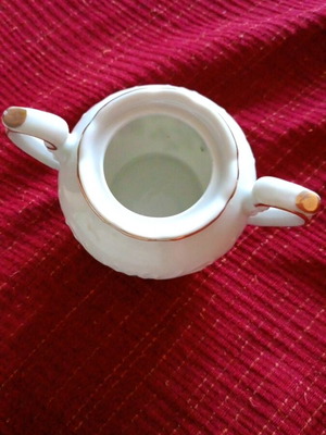 Porcelain sugar bowl with floral vintage design