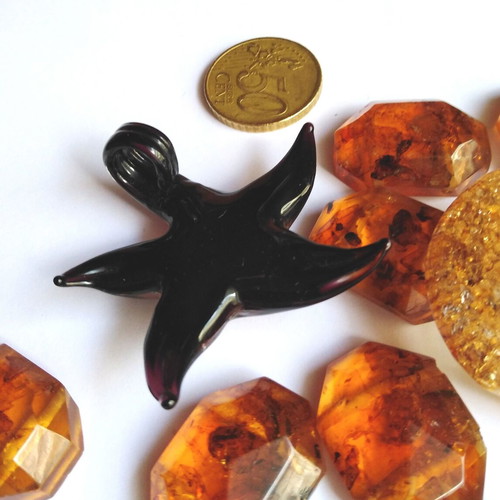 Acrylic beads used, amber-like pack with large bead and glass starfish motif