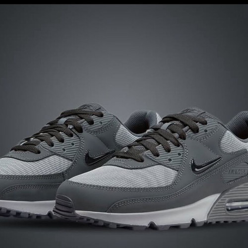 Nike Air Max 90 new and Hoka Clifton 9 and Asics Nimbus 25 used sneakers