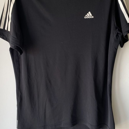 Adidas running sports t-shirt, size small 10 years, black