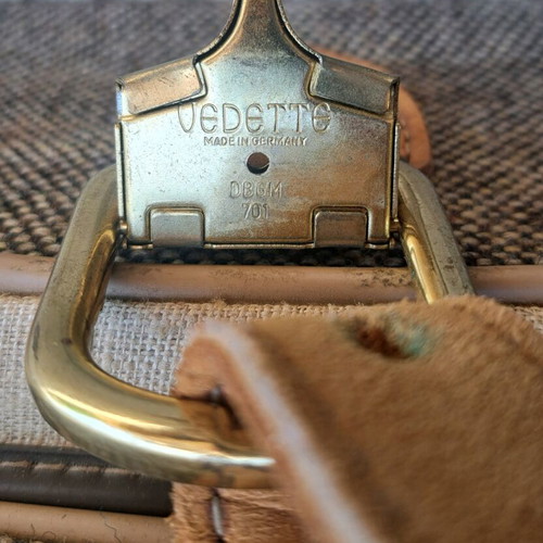 Vedette travel suitcase used, beige, opening design