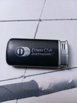 Αναπτήρας vintage Diners club μεταχειρισμένος, μεταλλικός αερίου