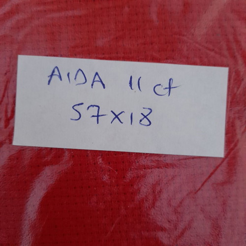 Ύφασμα Aida 11ct για κέντημα σε πράσινο και κόκκινο, πέντε κομμάτια σαν καινούργια