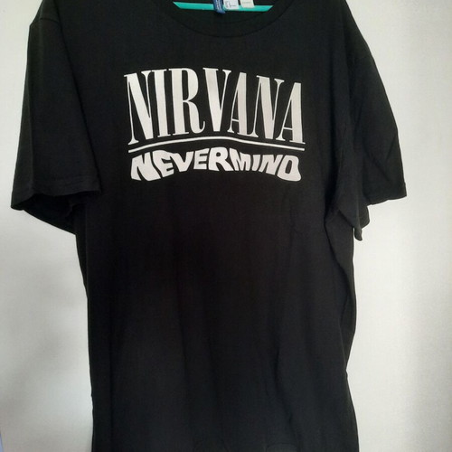 H&M Nirvana T-Shirt Large like new, comfortable fit
