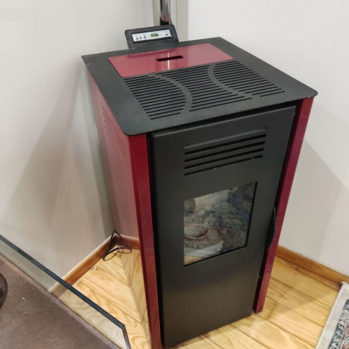 INVICTA Nuova Vieste 7 Pellet Stove used 7.5 KW
