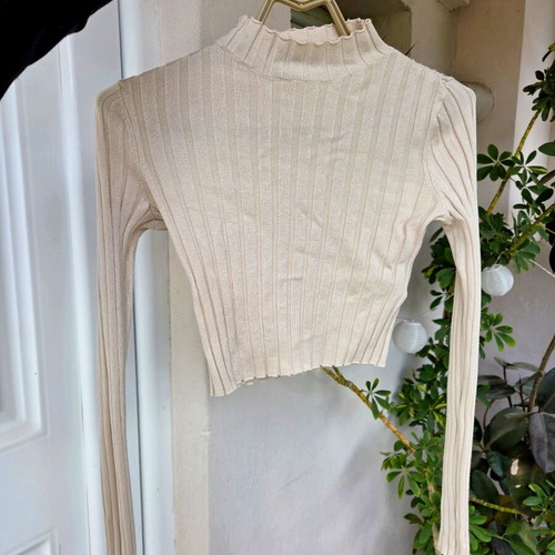 FB Sister ribbed crop top, like new, size S, beige