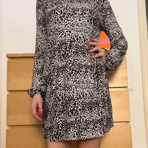 Stradivarius mini leopard print dress like new, size M