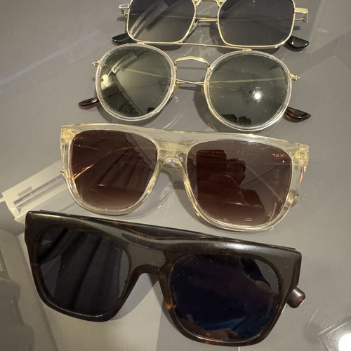 Sunglasses difference used, good condition