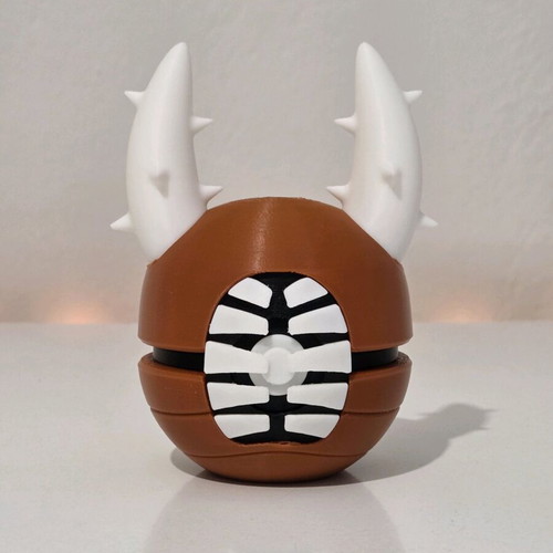 Pinsir Pokéball collectible with keychain made to order