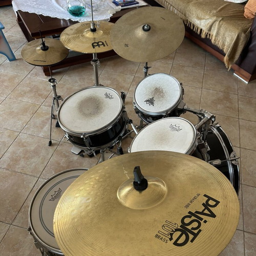 Millenium drum set used with Remo Emperor Coated heads and cymbals