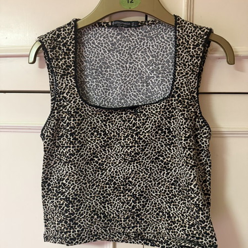 Stradivarius animal print cropped top like new, size L