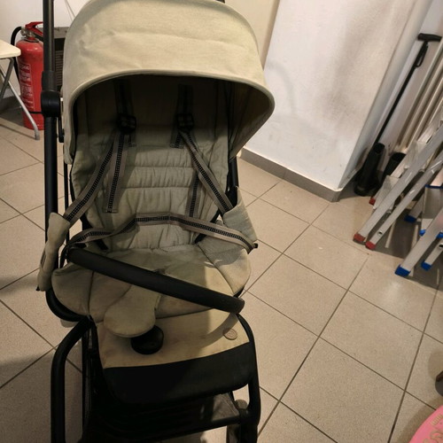 Eezy S Twist2 stroller like new with 360° swivel and adapters