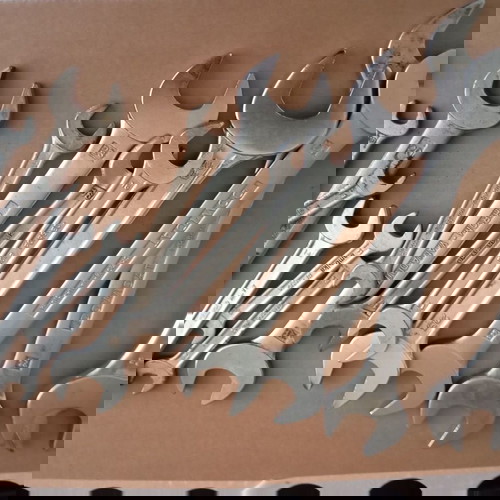 Γερμανικά κλειδιά πολύγωνα σαν καινούργια, πακέτο 70 κομματιών