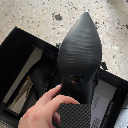 Black ankle boots new, size 36, silver heel