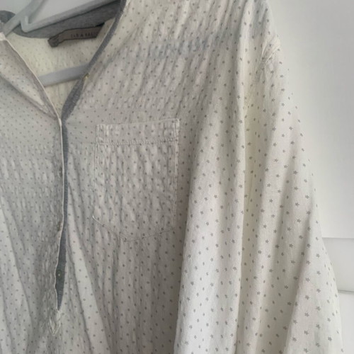 Zara shirt blouse with grey star print like new, size M