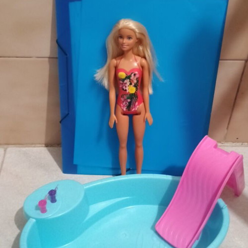 Barbie Exotic Pool like new