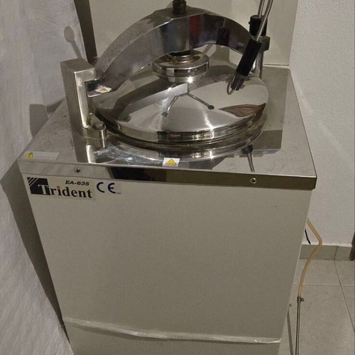 Trident Vertical Autoclave EA-635 like new, 63.5 liters