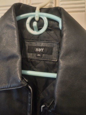 H&Y women's black leather jacket, size M/L