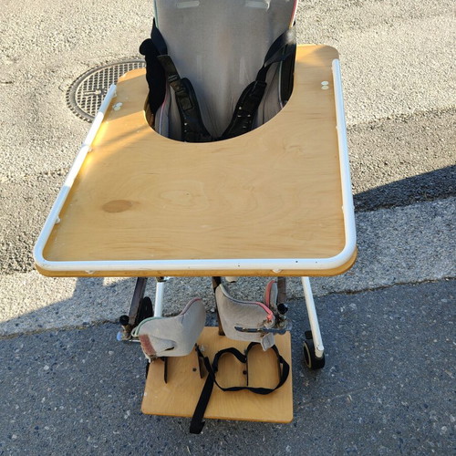 Handitech children's seat used, suitable for special needs