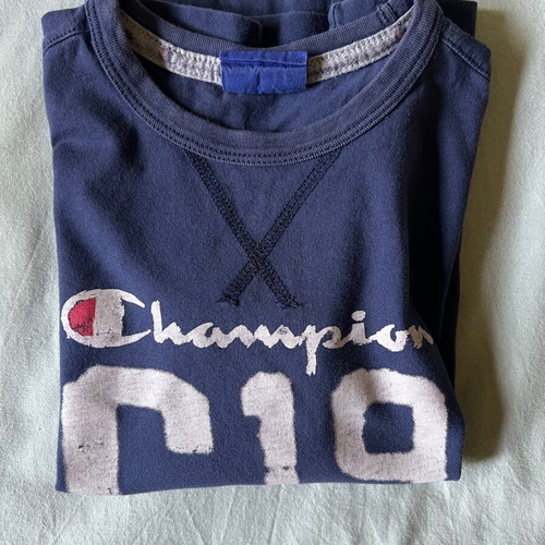 Μπλουζάκι t-shirt Champion για αγόρι 5-6 ετών, μεταχειρισμένο, μπλε