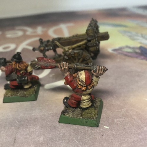 Warhammer Fantasy Battles Dwarf Bolt Thrower with Crew metal