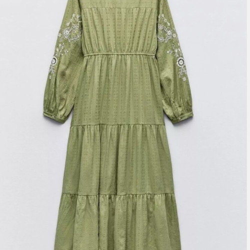 Khaki maxi dress Zara like new with embroidery on sleeves