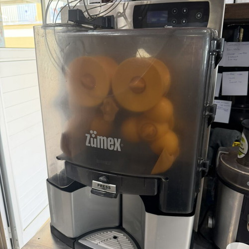 Zumex Professional Fruit Juicer like new