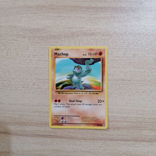 Pokémon Machop Evolutions 2016 card new
