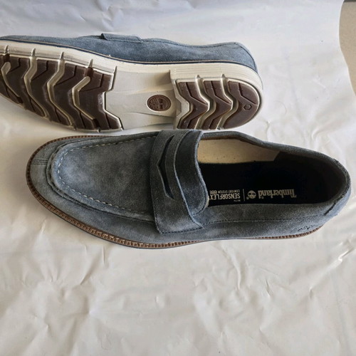 Timberland men suede loafer shoes like new, blue