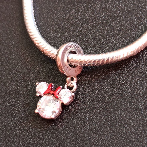 Pandora Disney Minnie Mouse charm like new, silver