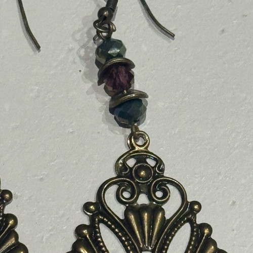 Earrings antique bronze new, gold tone