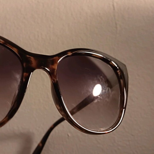 Nine West sunglasses used, brown