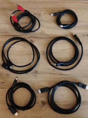 DisplayPort and HDMI cables like new