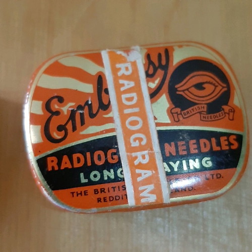 Collectible gramophone needles sealed, like new, from England