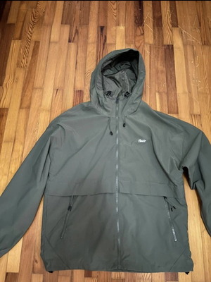 Pull & Bear windbreaker like new, green, size L