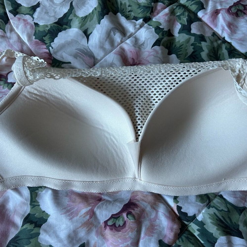 H&M beige lace lingerie set 80C and M new
