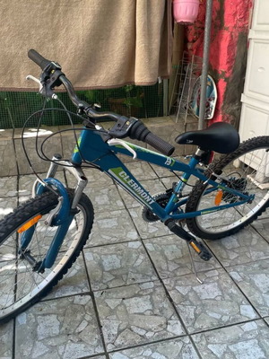 Mountain bike 24 inch, blue, disc brakes, front suspension, men's