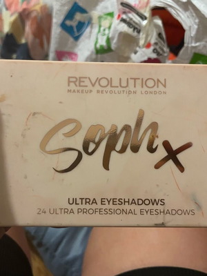 Revolution Beauty Soph X palette like new