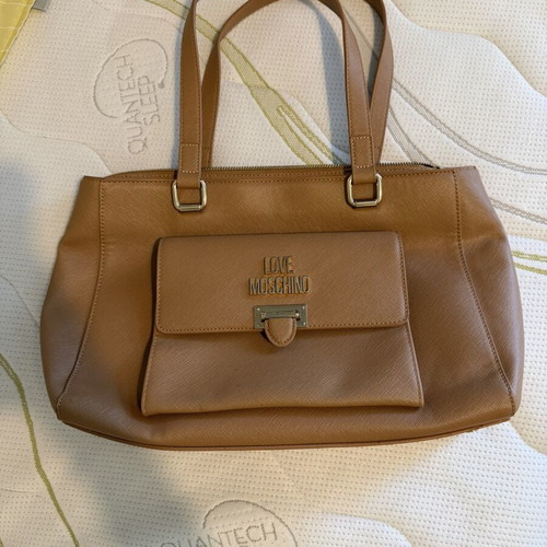 Moschino tote bag like new, tabac color with pockets