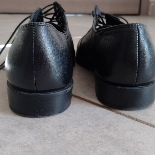 Tamaris women's moccasins size 38 used, black leather