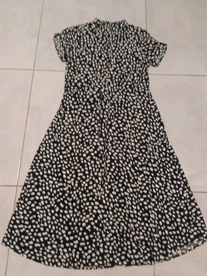 Shein dress size S like new, black and white with buttons