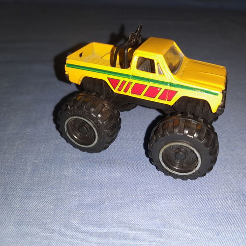 Majorette Monster Giant Super 4x4 toy car used