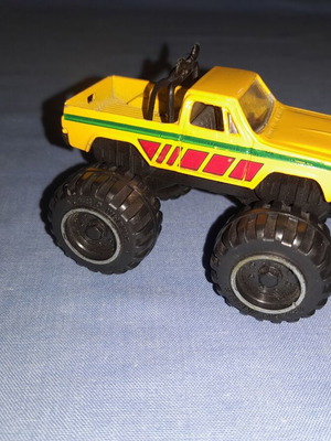 Majorette Monster Giant Super 4x4 toy car used