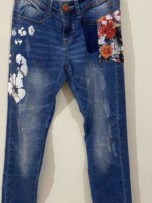 Desigual Exotic Jeans Cigarrete Aloha like new, vintage washed denim