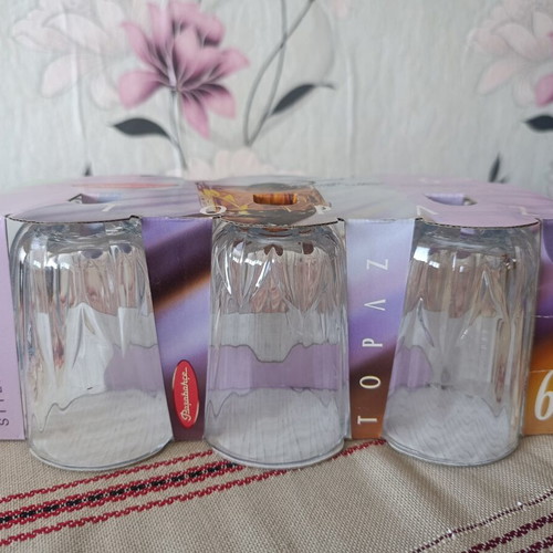 Glass tumblers new, set of 6
